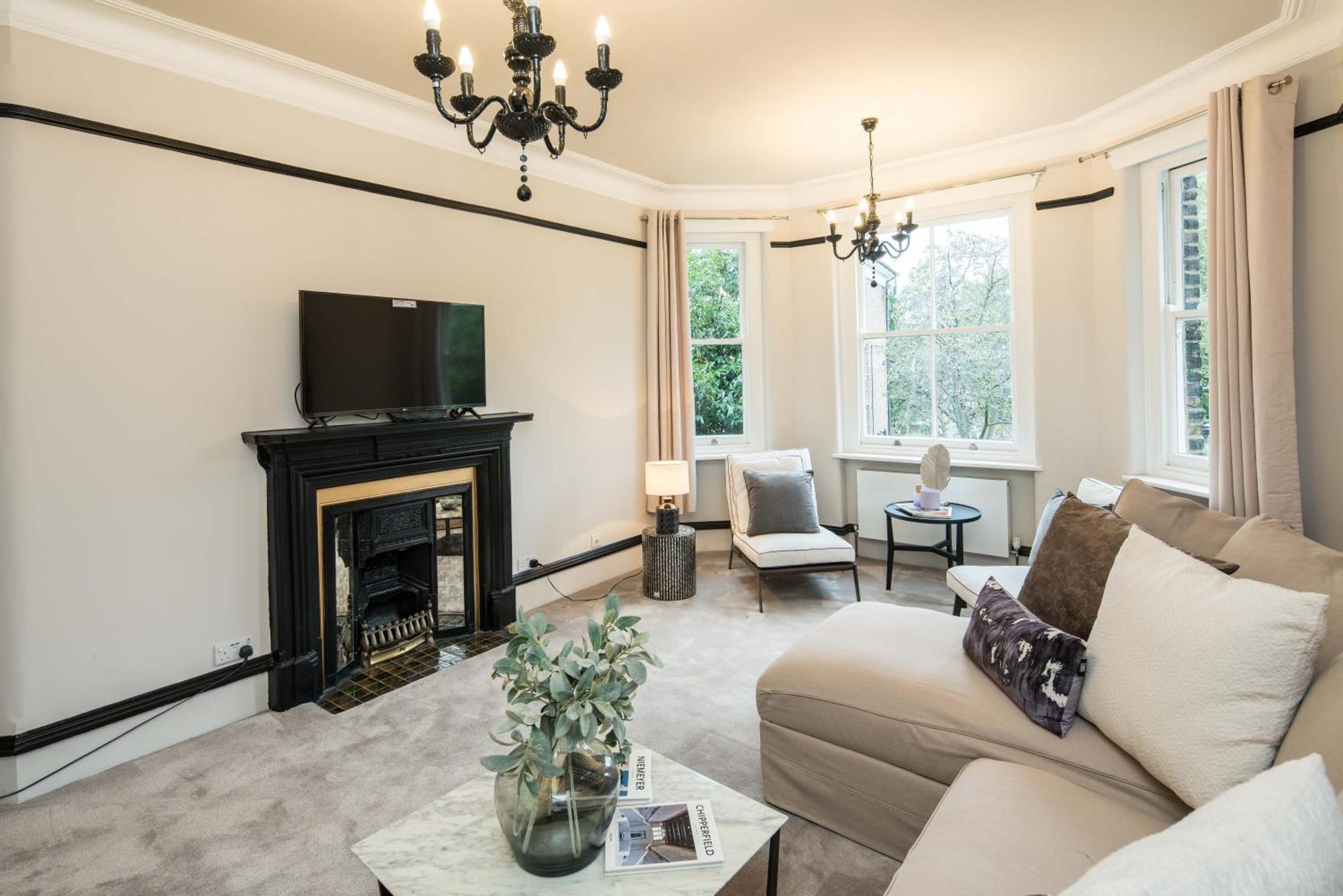 West Kensington-4bedrooms-cinema Rooms-olympia