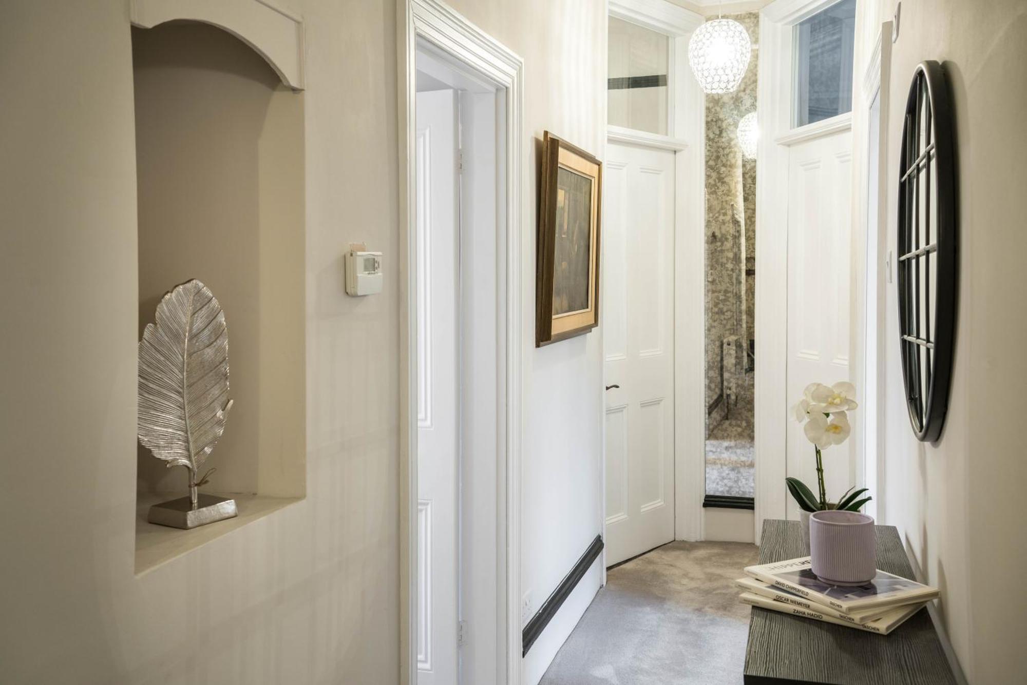 West Kensington-4bedrooms-cinema Rooms-olympia